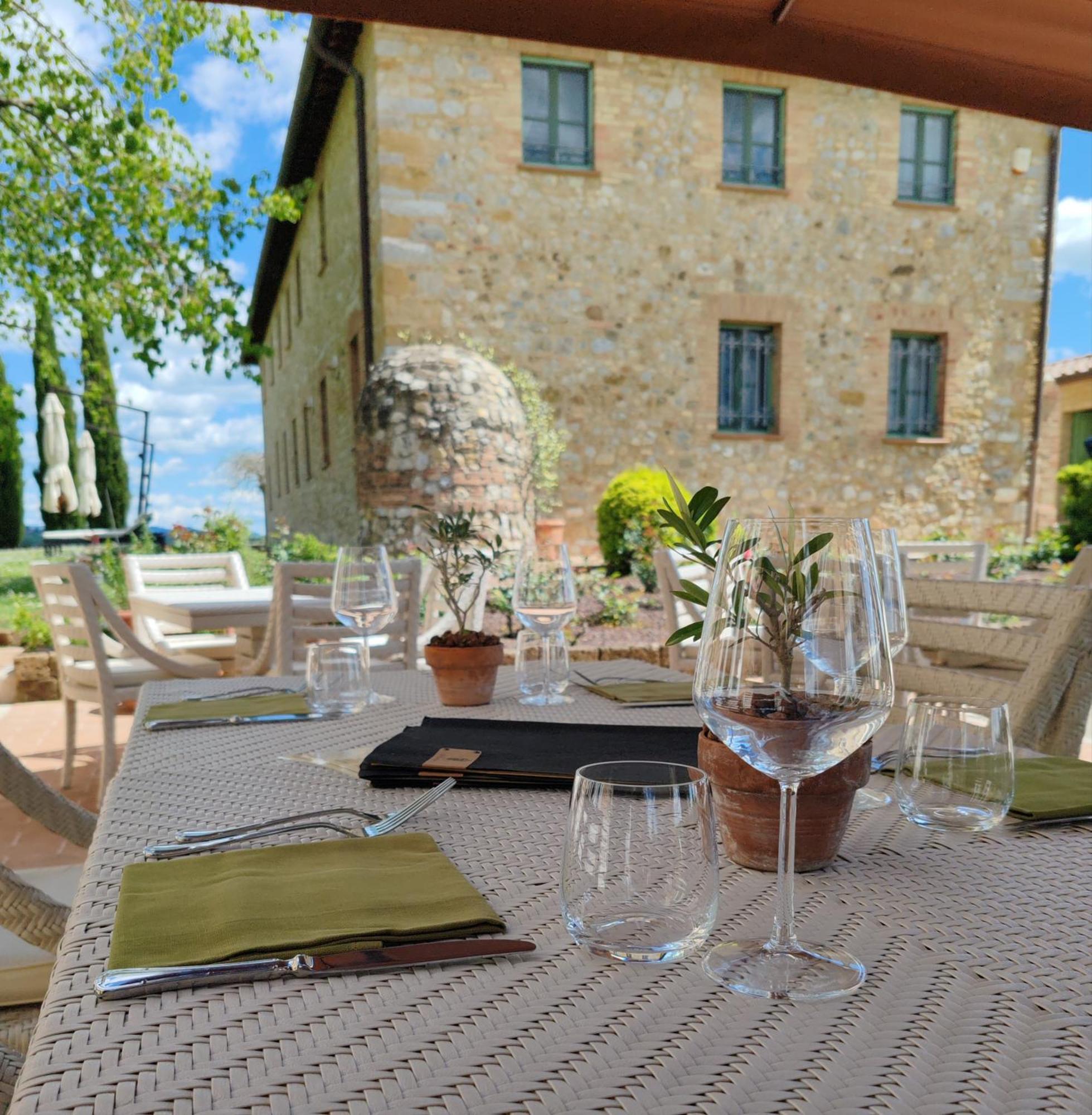Villa Il Castagno Wine & Resort Siena Kültér fotó