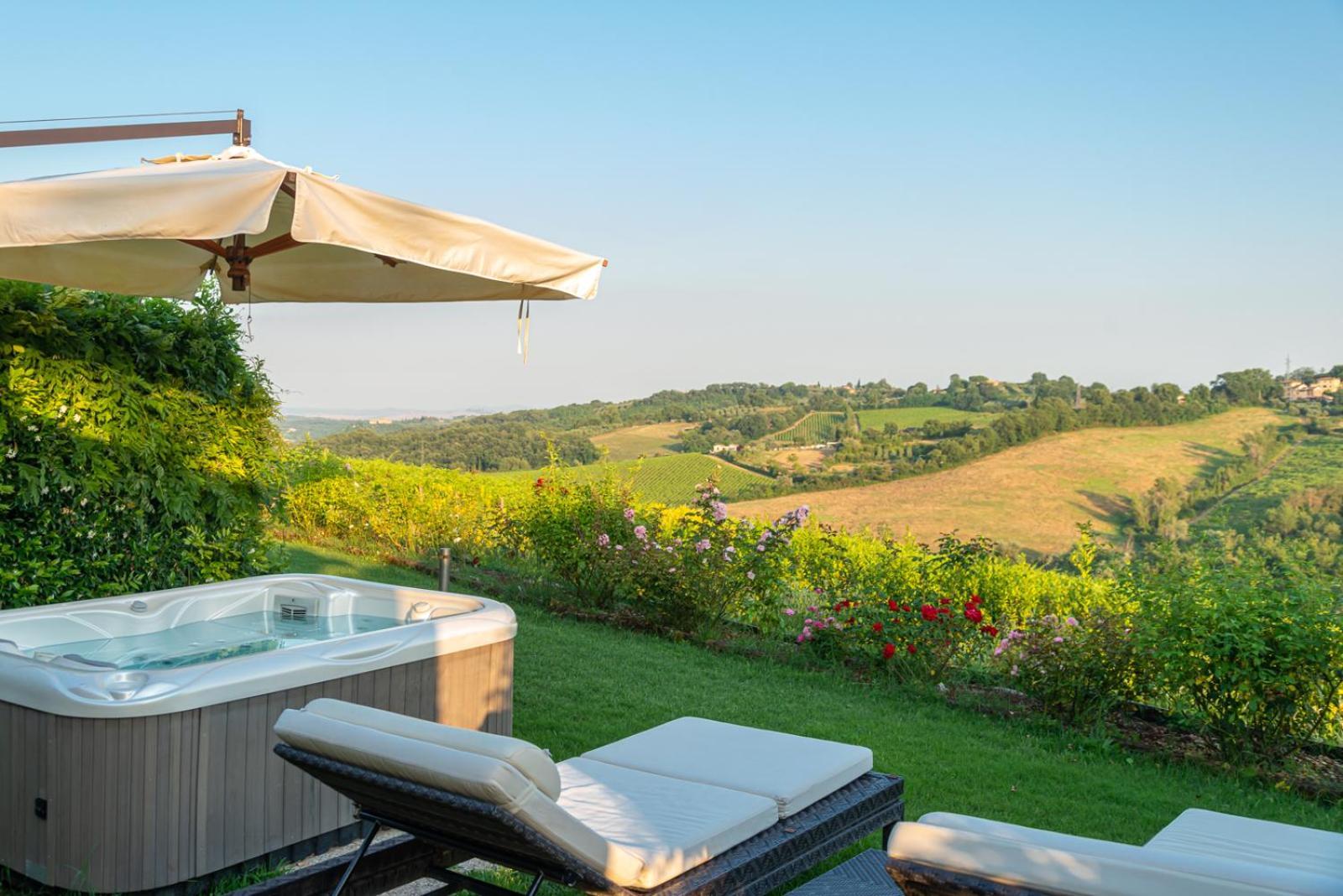 Villa Il Castagno Wine & Resort Siena Kültér fotó